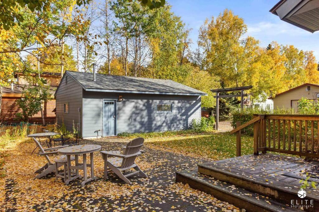 Апартаменты Fireweed Gardens In Roger'S Park Анкоридж Экстерьер фото